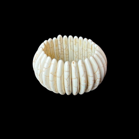 Stone Stretch Cuff Bracelet NWOT - Picture 1 of 9